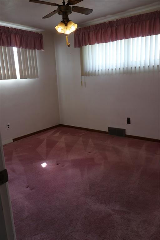 2012 Spring Hill Road Pittsburgh, PA 15243 - Photo 13 of 34 a view of an empty room with a window