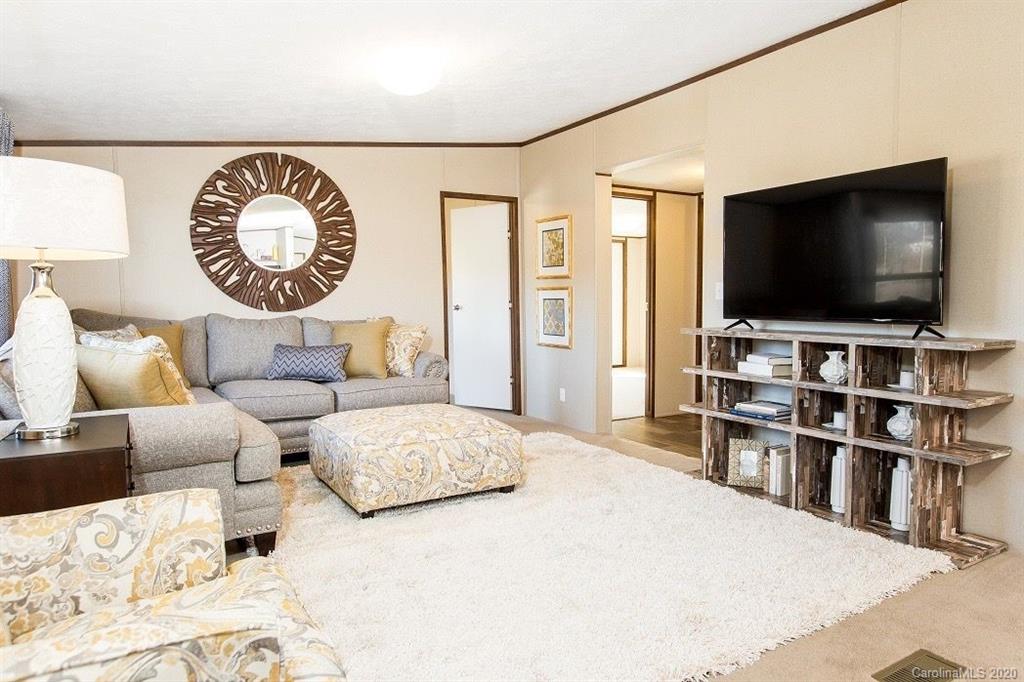 1834 Hewitt Road Claremont, NC 28610 - Photo 10 of 18 Gallery Image 10