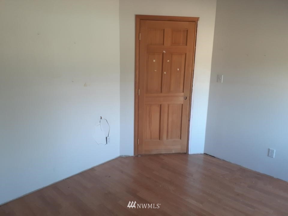 49716 Little Falls Road East Ford, WA 99013 - Photo 5 of 10 Gallery Image 5