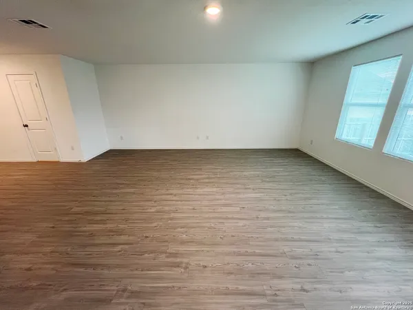 $1,650 | 7227 Satellite Way, San Antonio, TX 78252