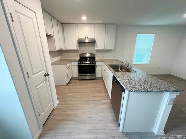 $1,650 | 7227 Satellite Way, San Antonio, TX 78252