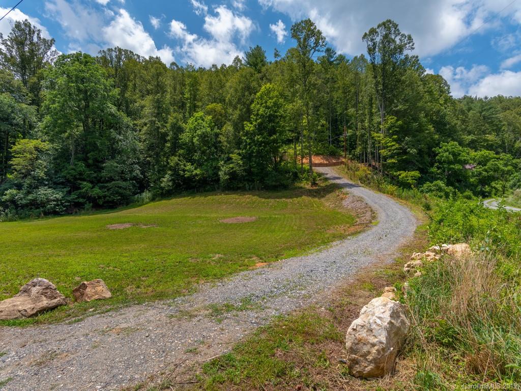 4165 Grapevine Road Marshall, NC 28753 - Photo 5 of 9 Gallery Image 5
