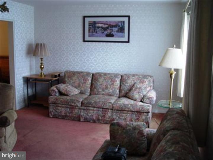 234 Sycamore Road West Reading, PA 19611 - Photo 3 of 15