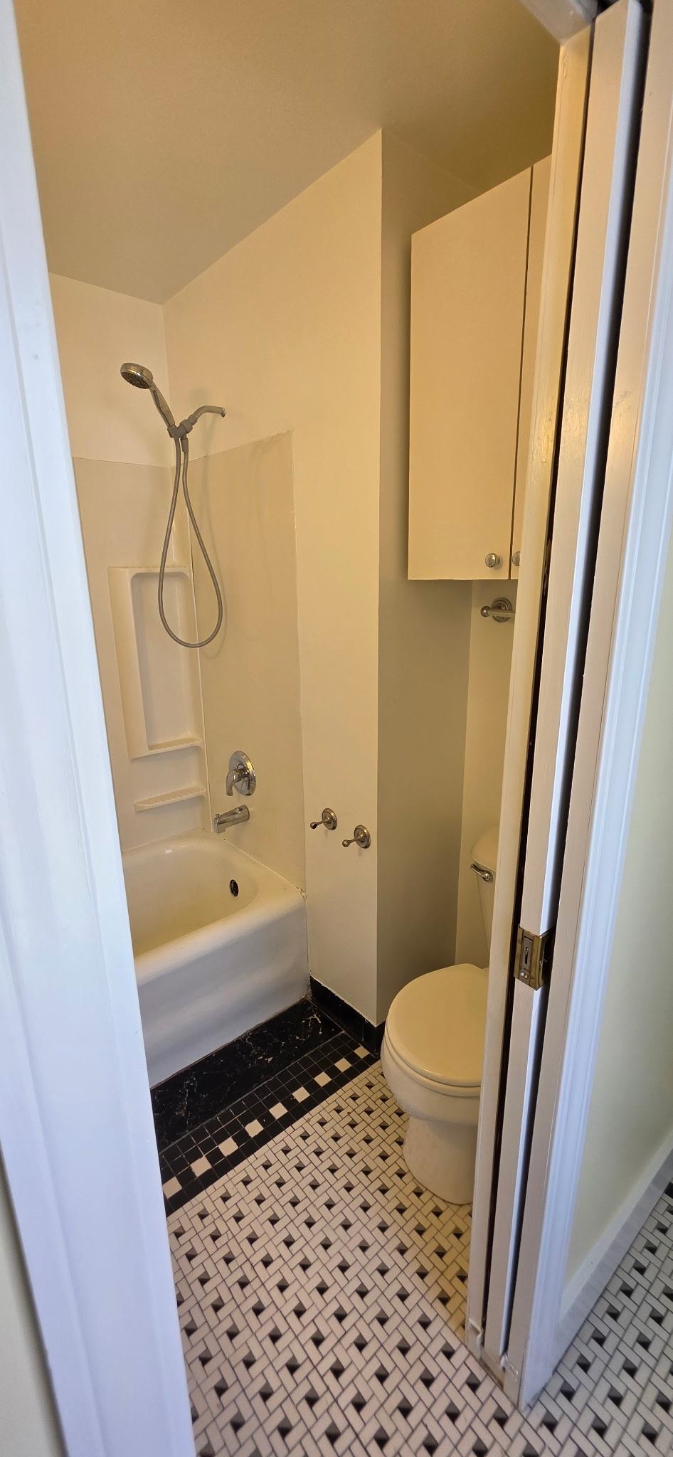33 South Main Street, Unit 5 Troy, NH 03465 - Photo 9 of 10