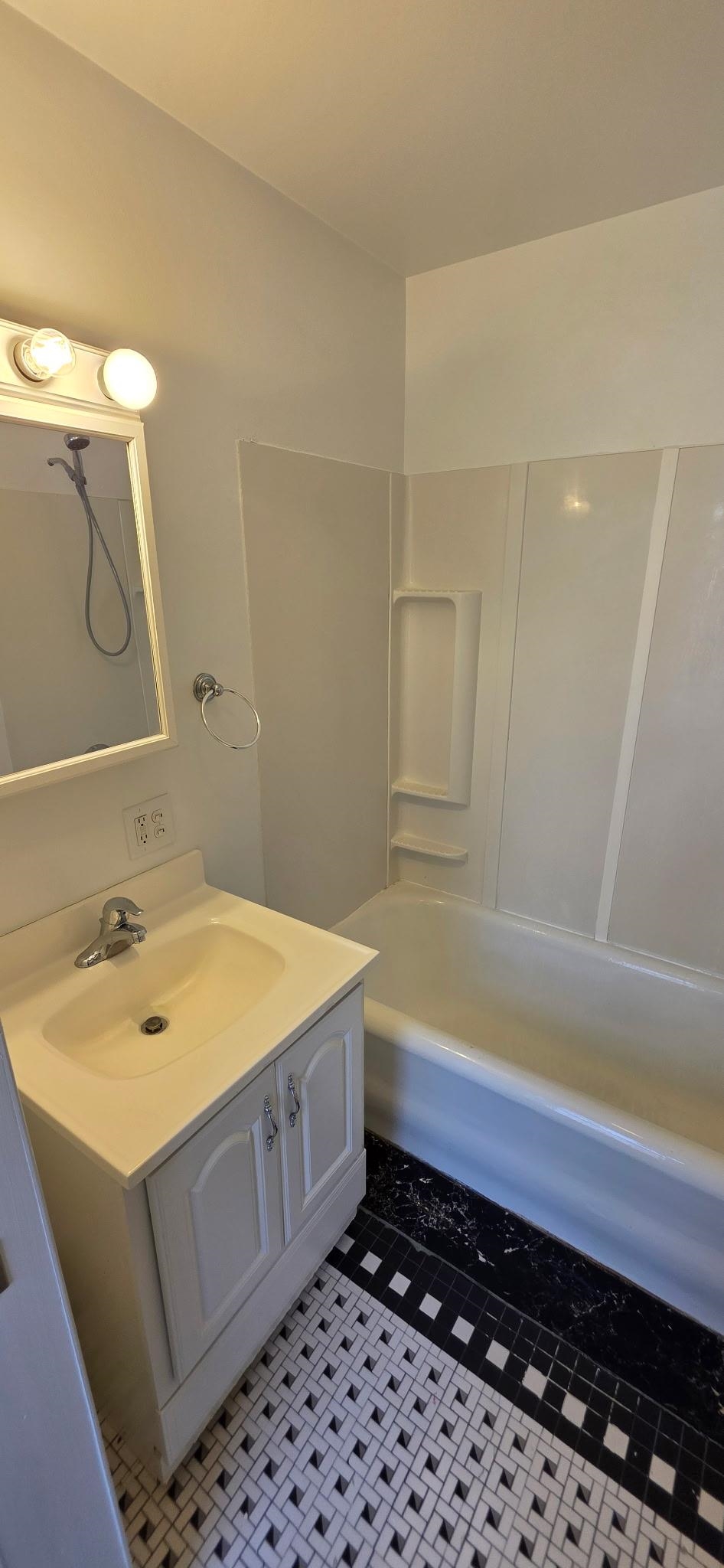 33 South Main Street, Unit 5 Troy, NH 03465 - Photo 10 of 10