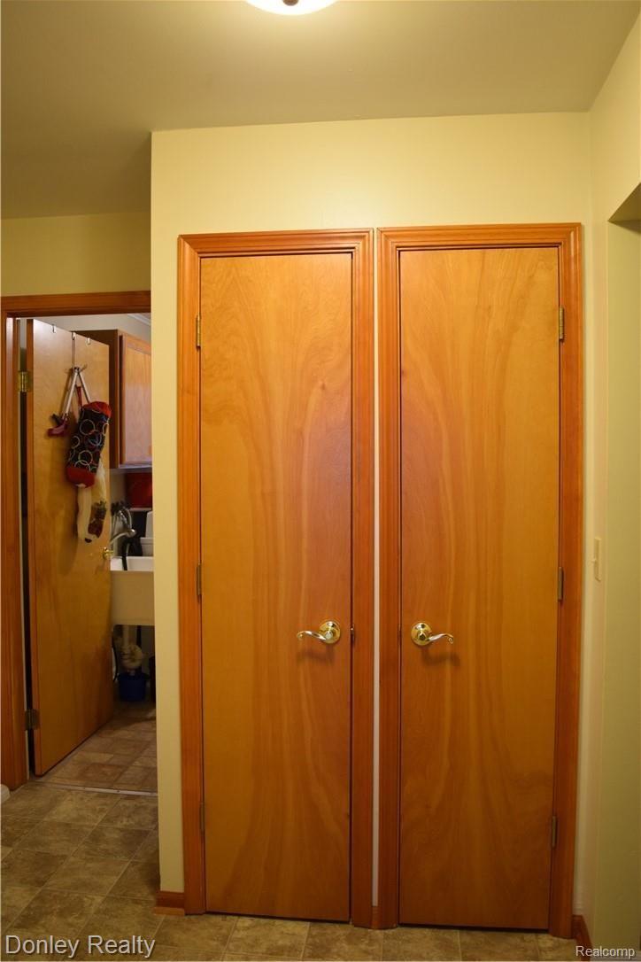 2220 Urban Road Snover, MI 48472 - Photo 21 of 44 DSC_1654.JPG