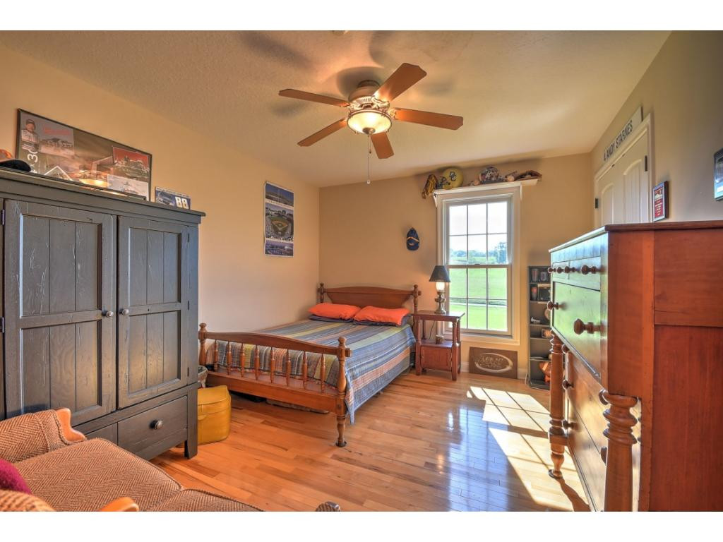 166 Jarrett Road Limestone, TN 37681 - Photo 18 of 36 Photo 18