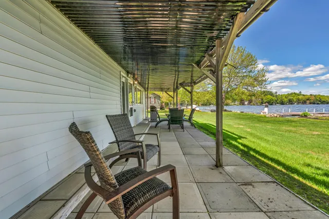 $1,400,000 | 117-120 Pinkhams Cove Road, Belgrade, ME 04917