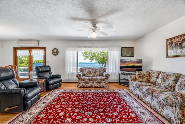 $1,400,000 | 117-120 Pinkhams Cove Road, Belgrade, ME 04917