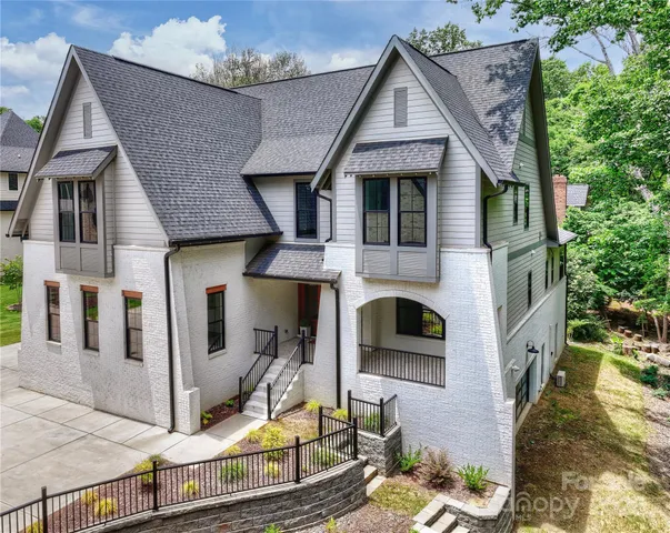 $1,775,000 | 7011 Chateau Bordeaux Lane, Charlotte, NC 28270