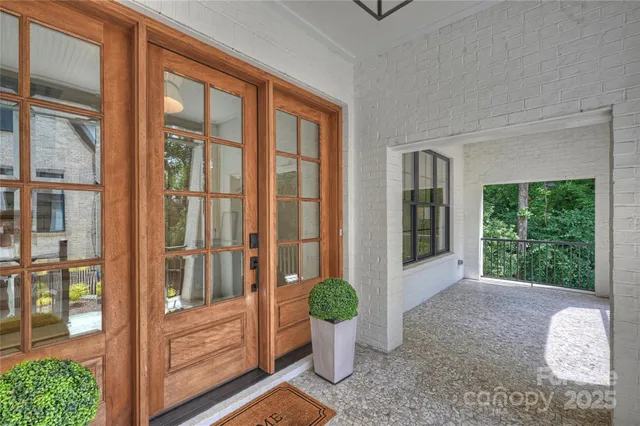 $1,775,000 | 7011 Chateau Bordeaux Lane, Charlotte, NC 28270