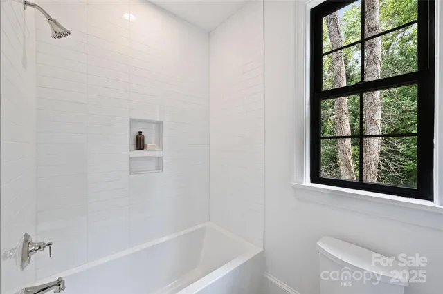 $1,775,000 | 7011 Chateau Bordeaux Lane, Charlotte, NC 28270