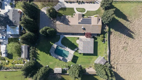 $925,000 | 4225 Santa Fe Street, Riverbank, CA 95367