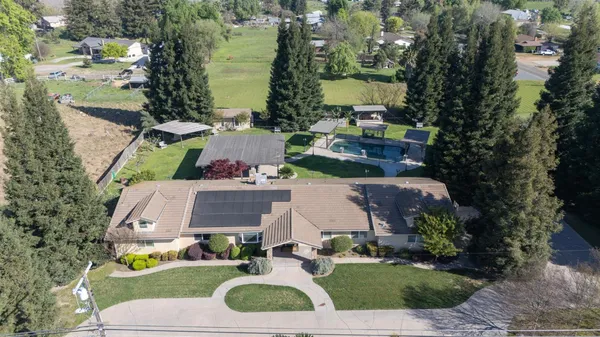 $925,000 | 4225 Santa Fe Street, Riverbank, CA 95367