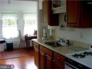 690 Rte 524 Allentown, NJ 08501 - Photo 4 of 6 Gallery Image 4