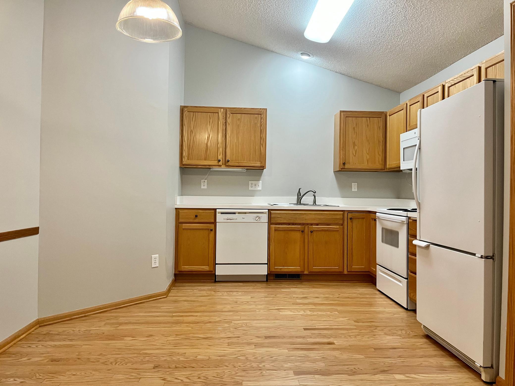 8804 Coffman Path Inver Grove Heights, MN 55076 - Photo 11 of 33 Gallery Image 11