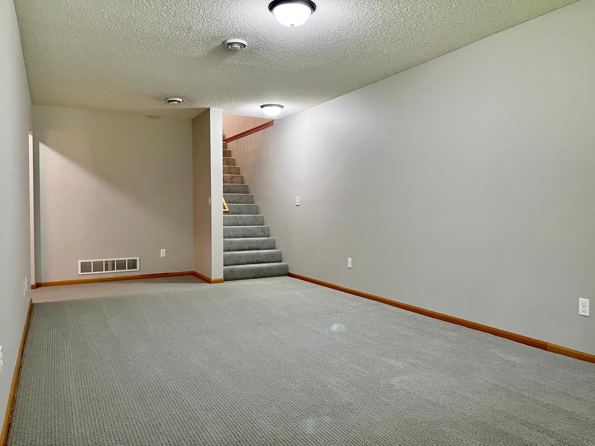 8804 Coffman Path Inver Grove Heights, MN 55076 - Photo 22 of 33 Gallery Image 22