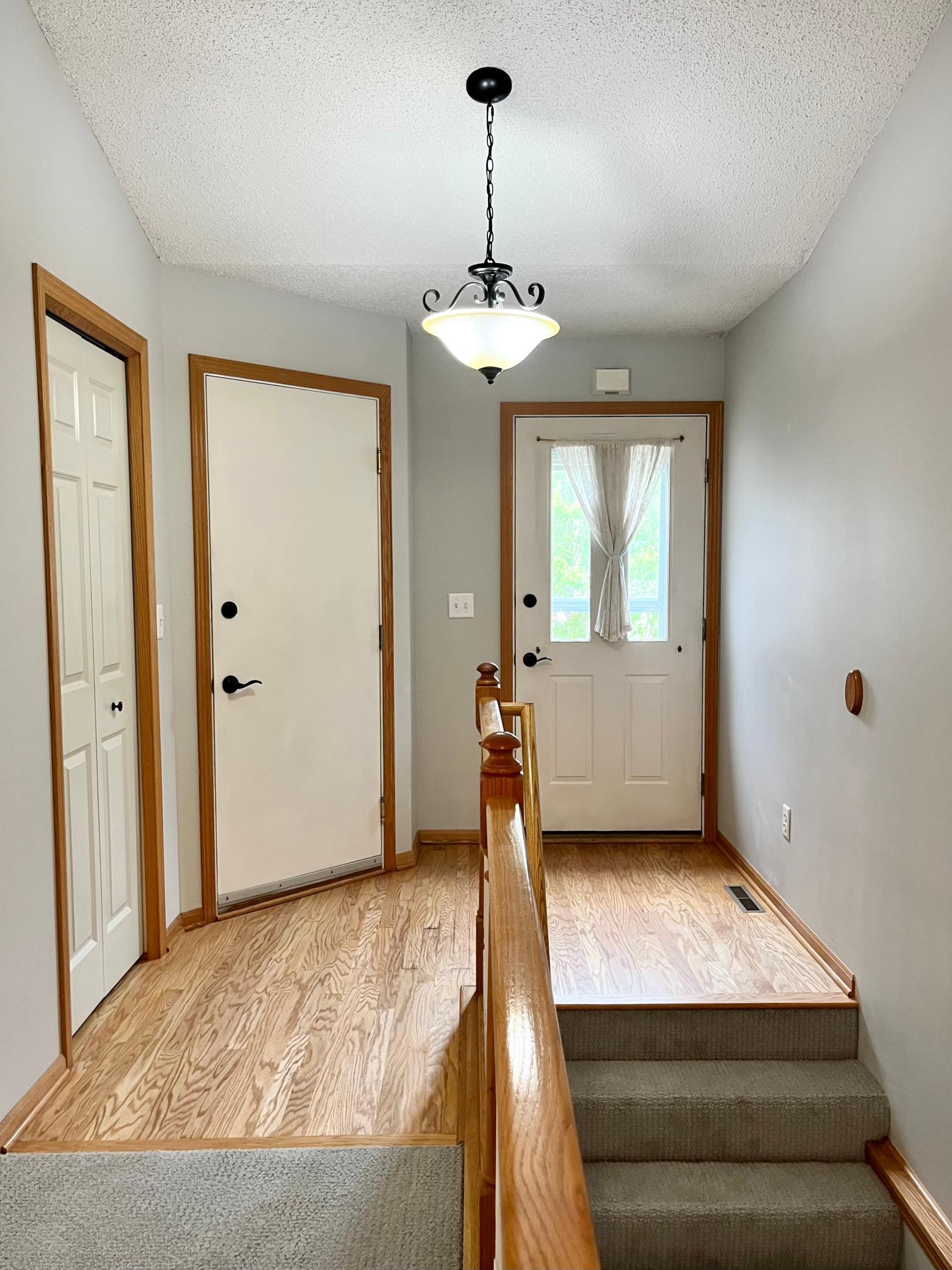 8804 Coffman Path Inver Grove Heights, MN 55076 - Photo 9 of 33 Gallery Image 9