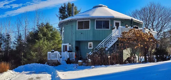$349,900 | 1192 Chapel Hill Road, Whitingham, VT 05361