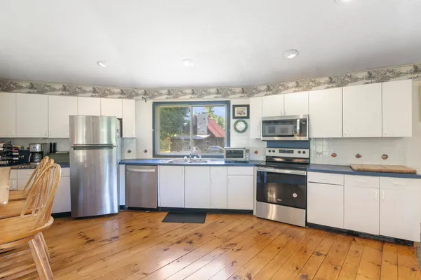 $349,900 | 1192 Chapel Hill Road, Whitingham, VT 05361