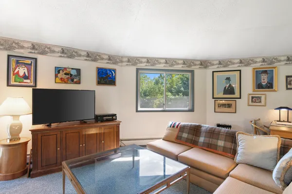 $349,900 | 1192 Chapel Hill Road, Whitingham, VT 05361