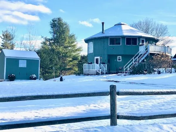 $349,900 | 1192 Chapel Hill Road, Whitingham, VT 05361