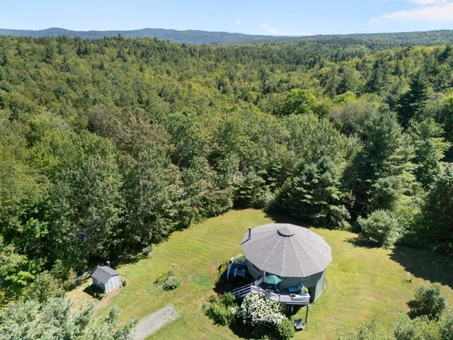 $359,000 | 1192 Chapel Hill Road, Whitingham, VT 05361