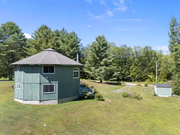 $349,900 | 1192 Chapel Hill Road, Whitingham, VT 05361