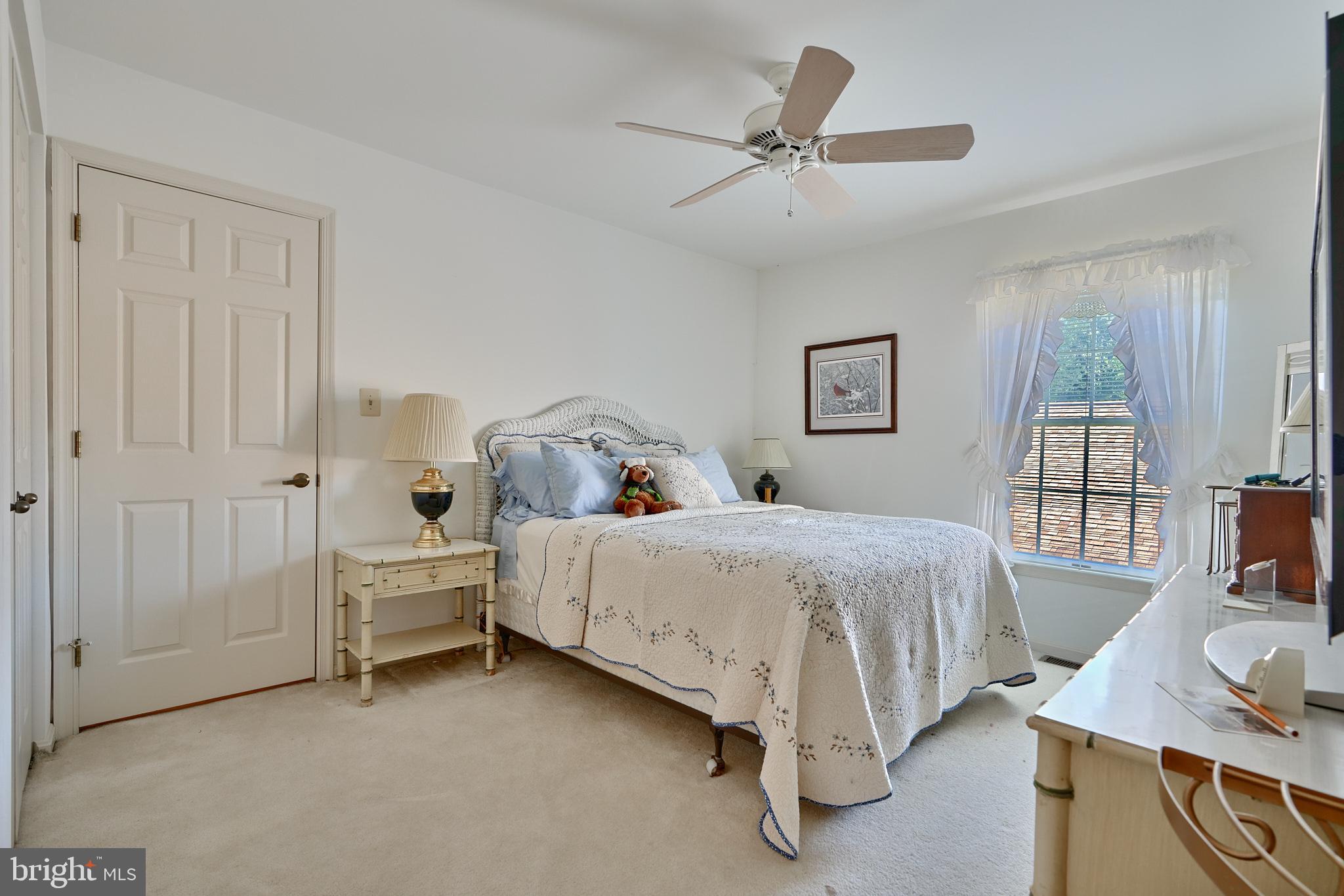 793 Eastern Point Road Annapolis, MD 21401 - Photo 30 of 44 Upper level bedroom 3