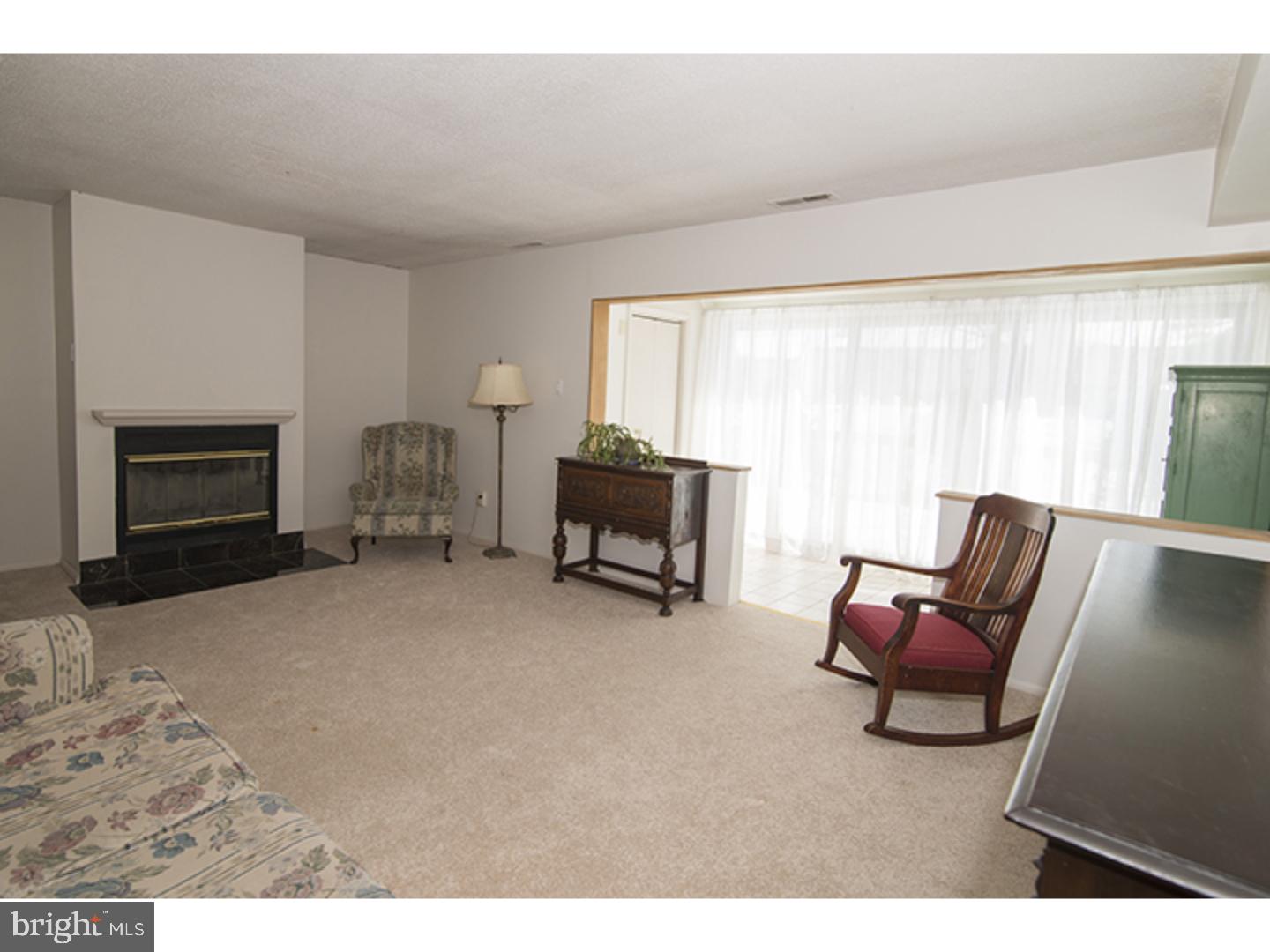 38 Centennial Road Telford, PA 18969 - Photo 7 of 18 Living Room