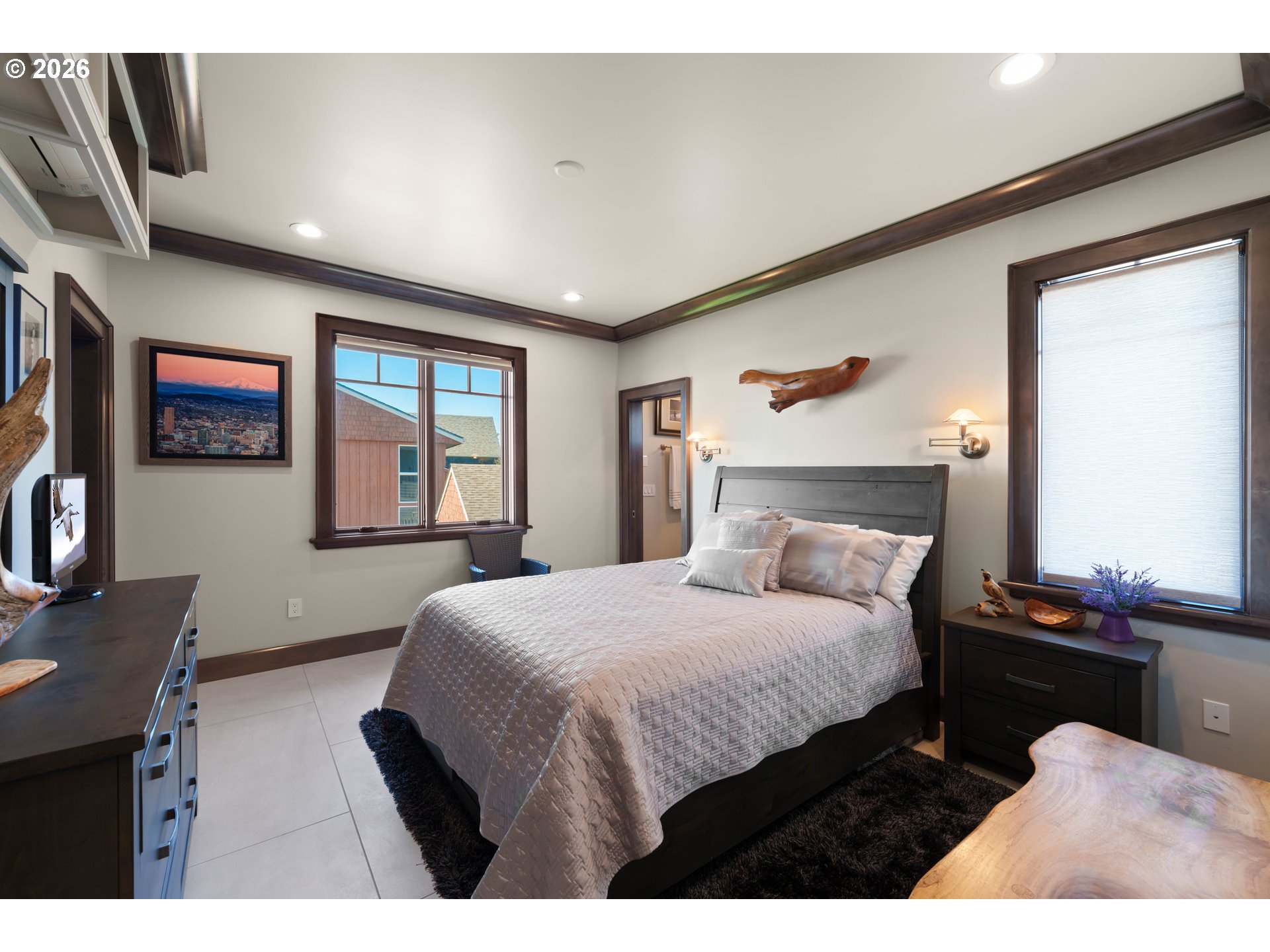 2488 Beach Loop Road Bandon, OR 97411 - Photo 46 of 48 a bedroom with a bed and a window