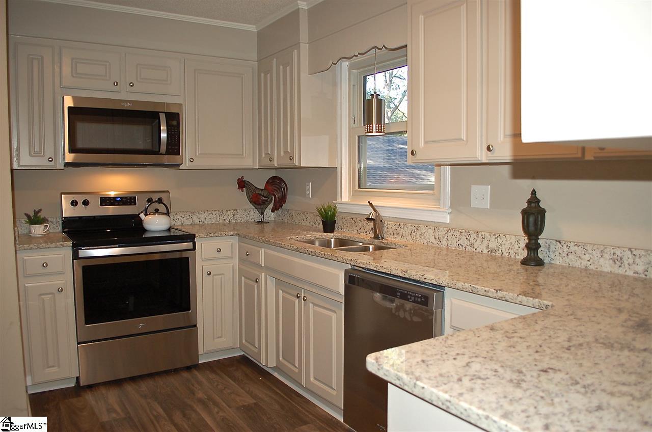 110 Riverside Lane Duncan, SC 29334 - Photo 13 of 35 Gallery Image 13
