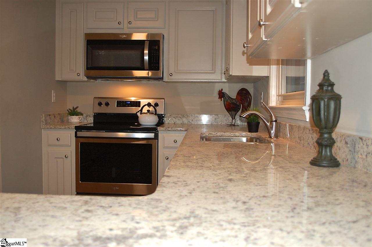 110 Riverside Lane Duncan, SC 29334 - Photo 14 of 35 Gallery Image 14