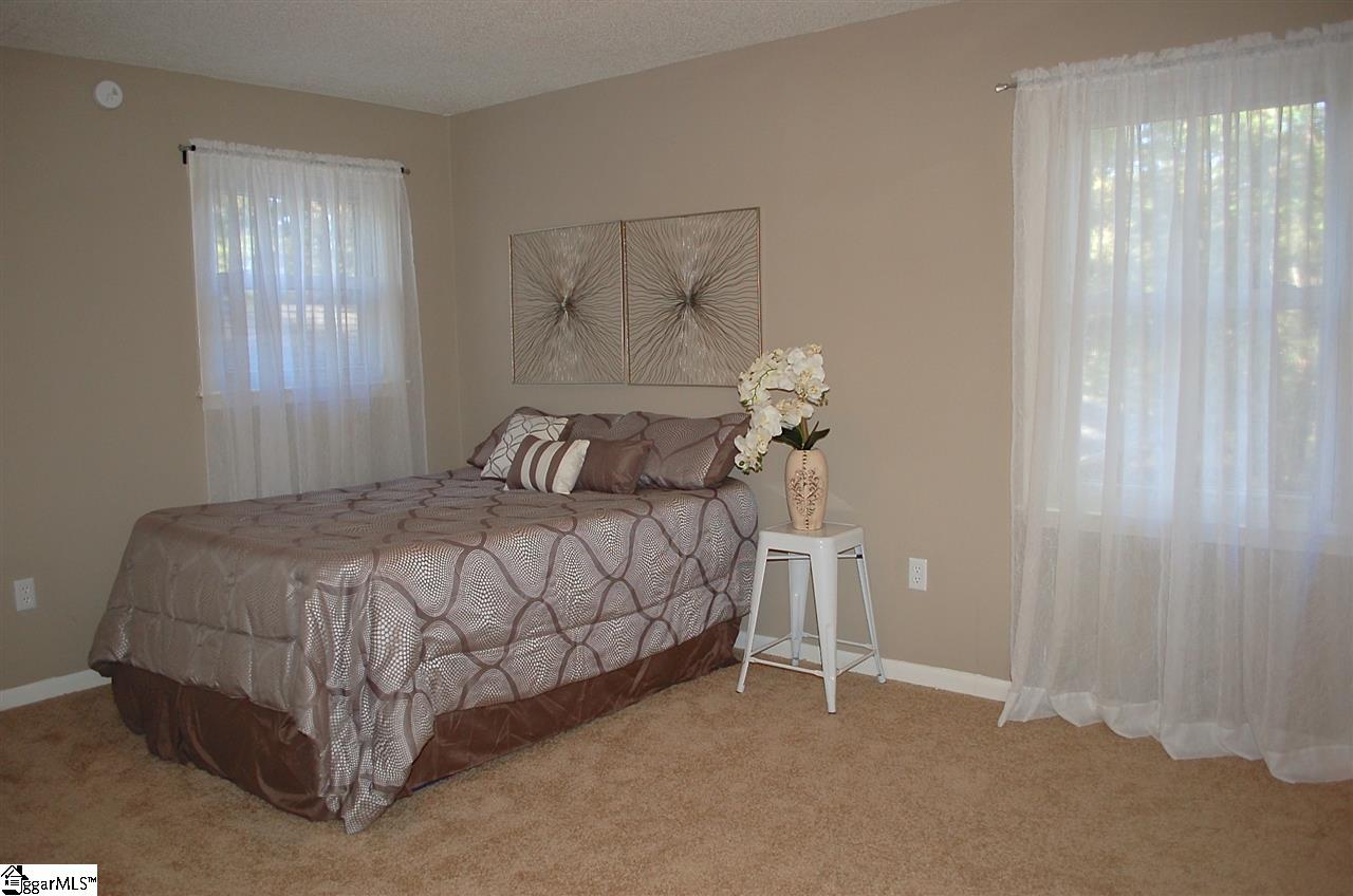 110 Riverside Lane Duncan, SC 29334 - Photo 19 of 35 Gallery Image 19