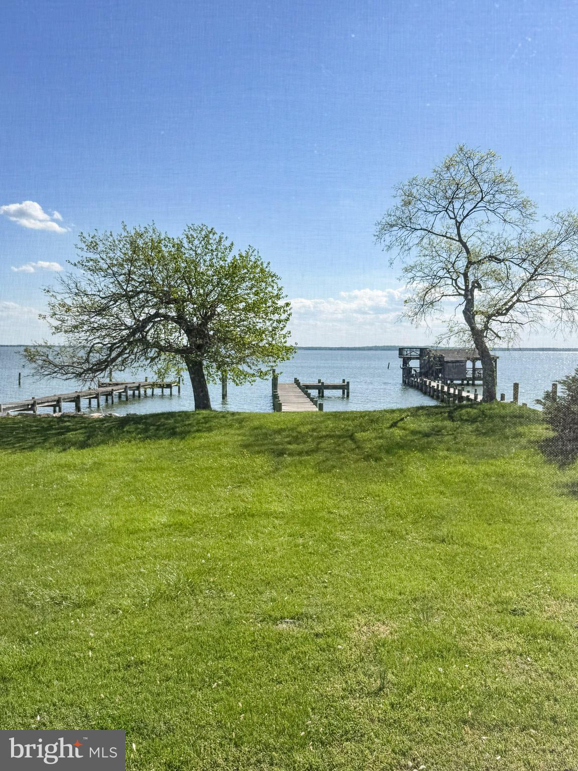 13505 South View Road Newburg, MD 20664 - Photo 2 of 32 Private dock