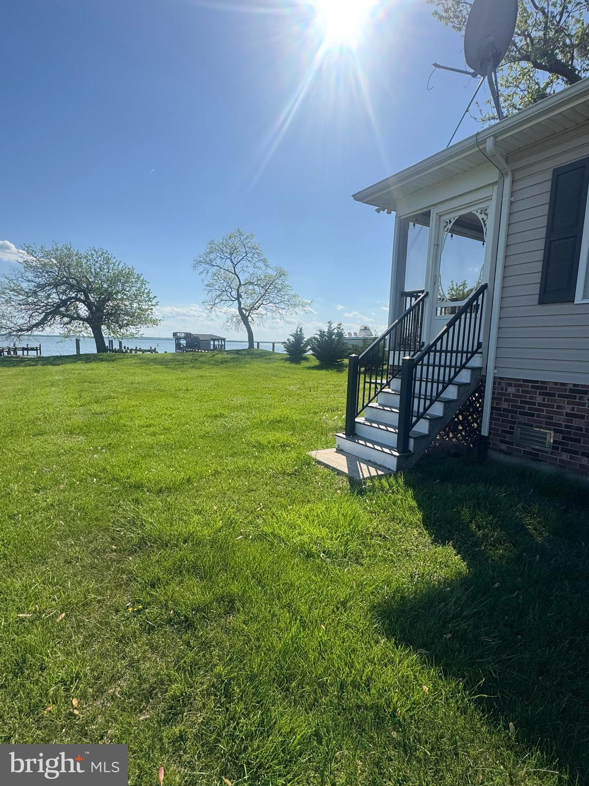 13505 South View Road Newburg, MD 20664 - Photo 3 of 32 large yard