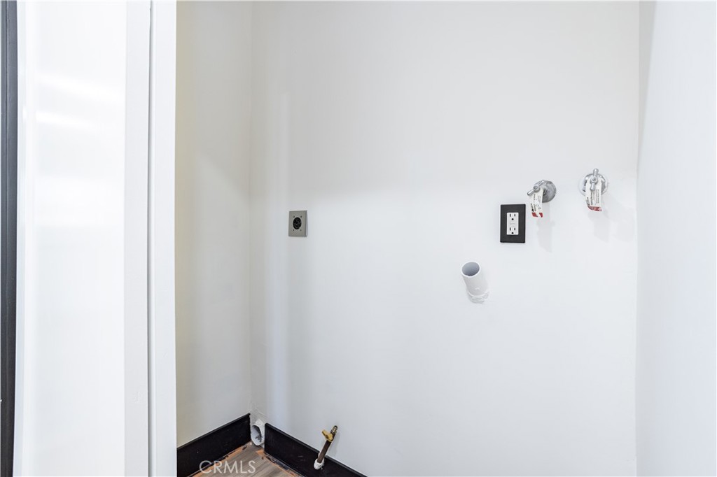 42640 Ranch Club Road Lake Hughes, CA 93532 - Photo 8 of 27