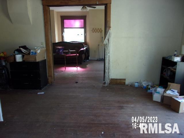 408 South Monroe Street Armington, IL 61721 - Photo 3 of 8 Gallery Image 3