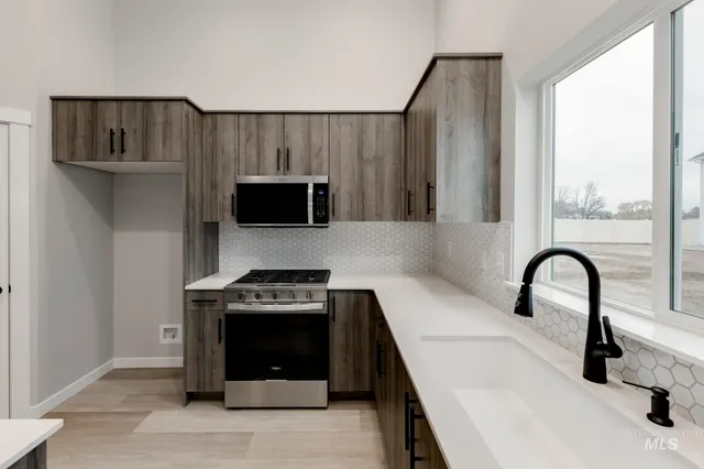 $462,990 | 10479 West Tinder Street, Star, ID 83669