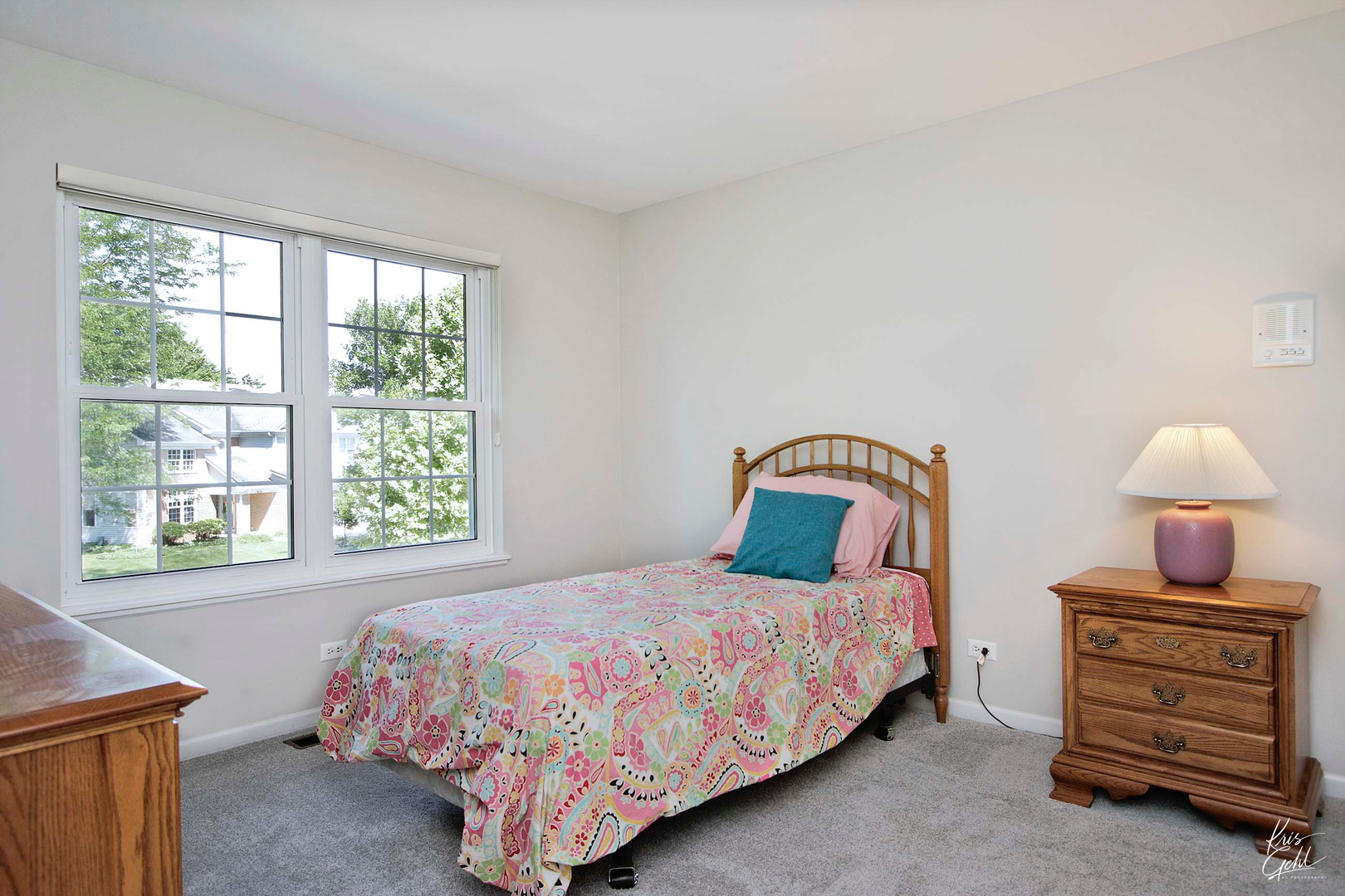 515 Capital Lane Gurnee, IL 60031 - Photo 21 of 32 a bedroom with a bed and a window