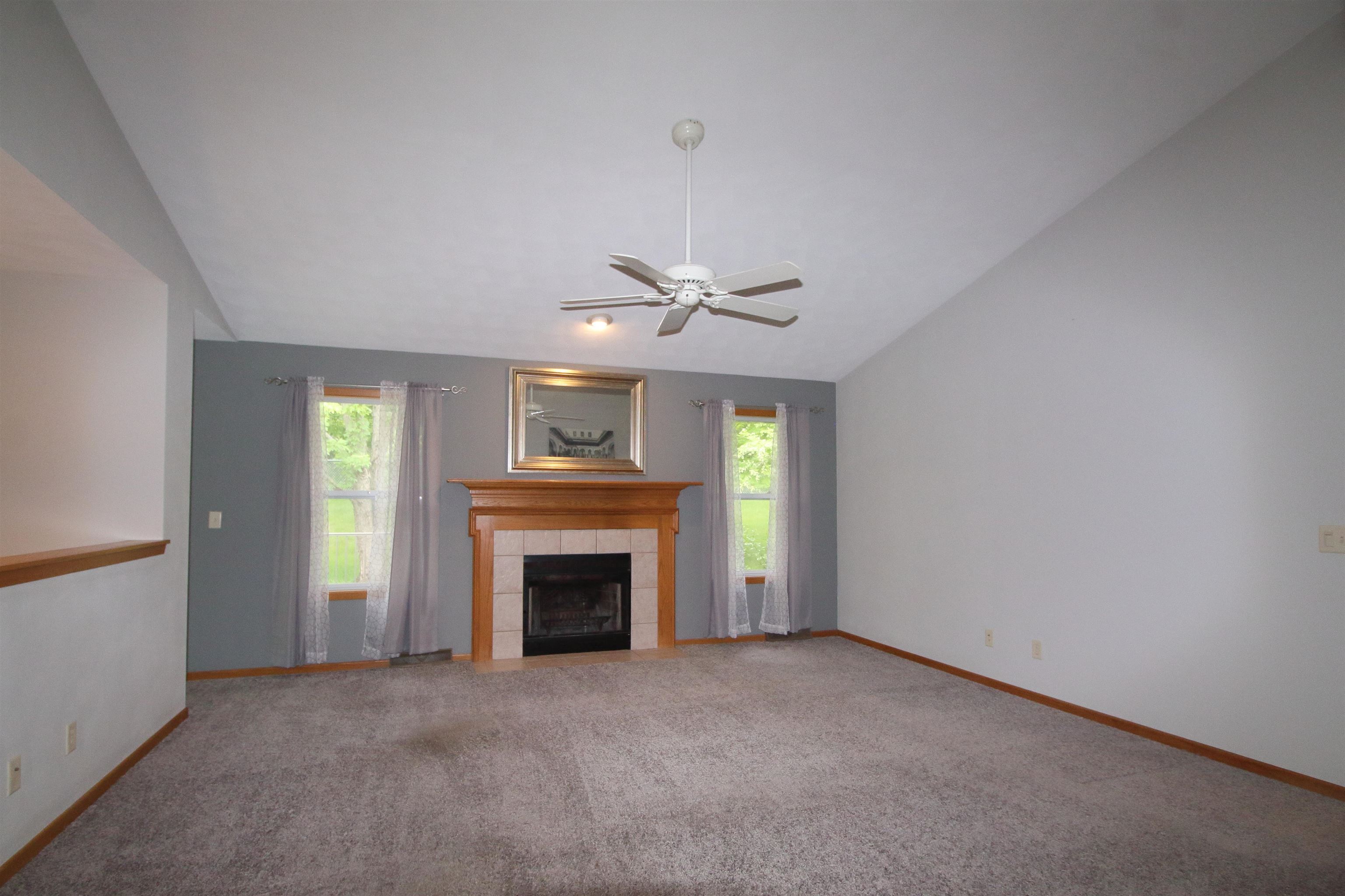 6811 Hedgewood Road Rockford, IL 61108 - Photo 2 of 23