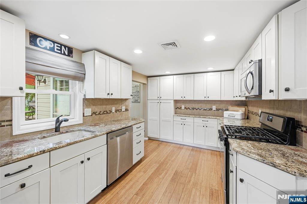 13 Highview Trail Wharton, NJ 07885 - Photo 5 of 19