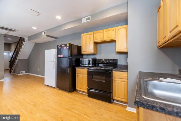 $2,600 | 1706 Willington Street, Philadelphia, PA 19121