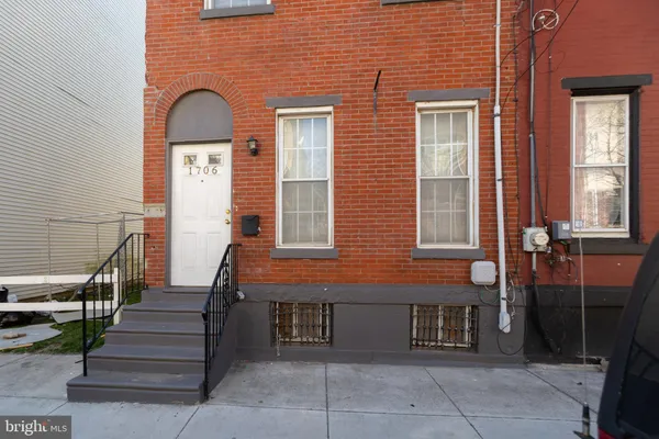 $2,600 | 1706 Willington Street, Philadelphia, PA 19121