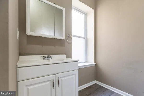 $2,600 | 1706 Willington Street, Philadelphia, PA 19121