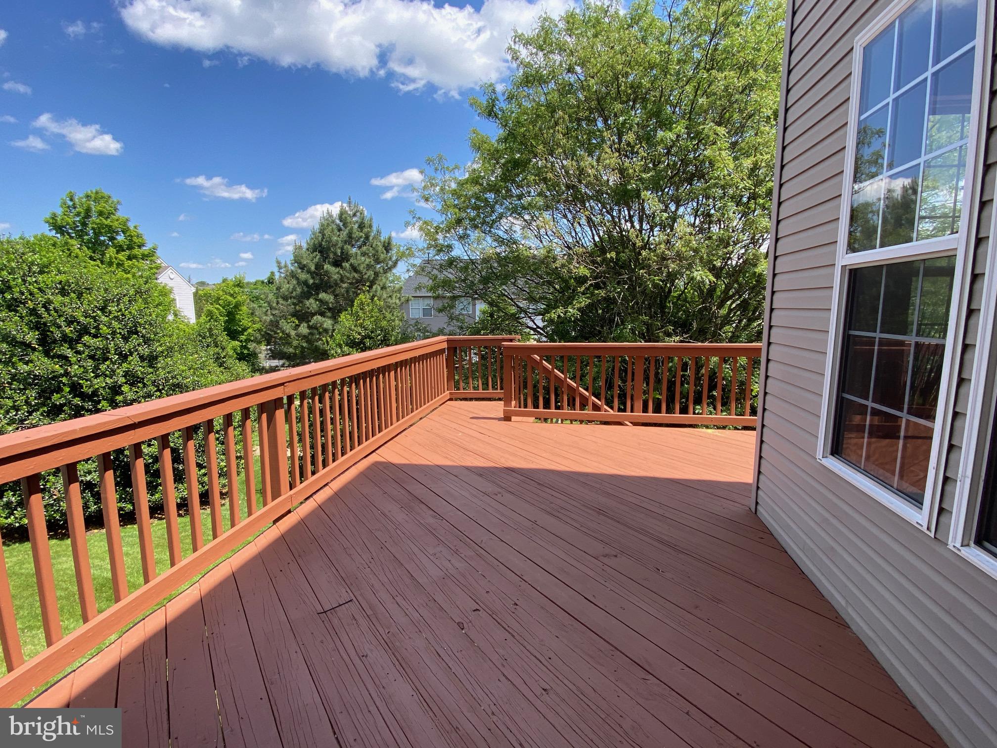 18213 Coachmans Road Germantown, MD 20874 - Photo 37 of 40 New refinished deck
