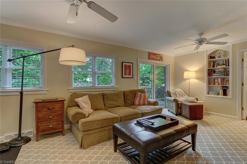 1907 Independence Road Greensboro, NC 27408 - Photo 12 of 30 Gallery Image 12