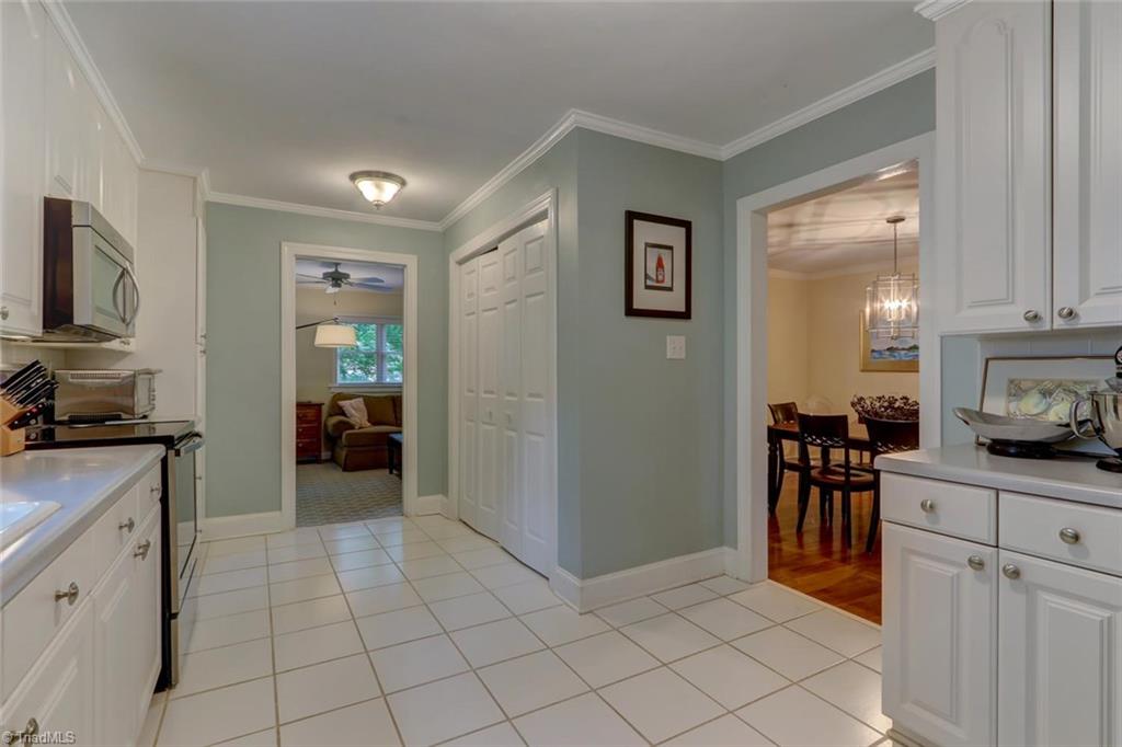 1907 Independence Road Greensboro, NC 27408 - Photo 8 of 30 Gallery Image 8