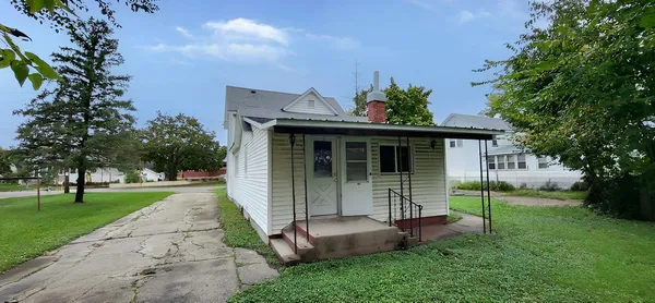 $229,900 | 407 West Oak Street, Sparta, WI 54656