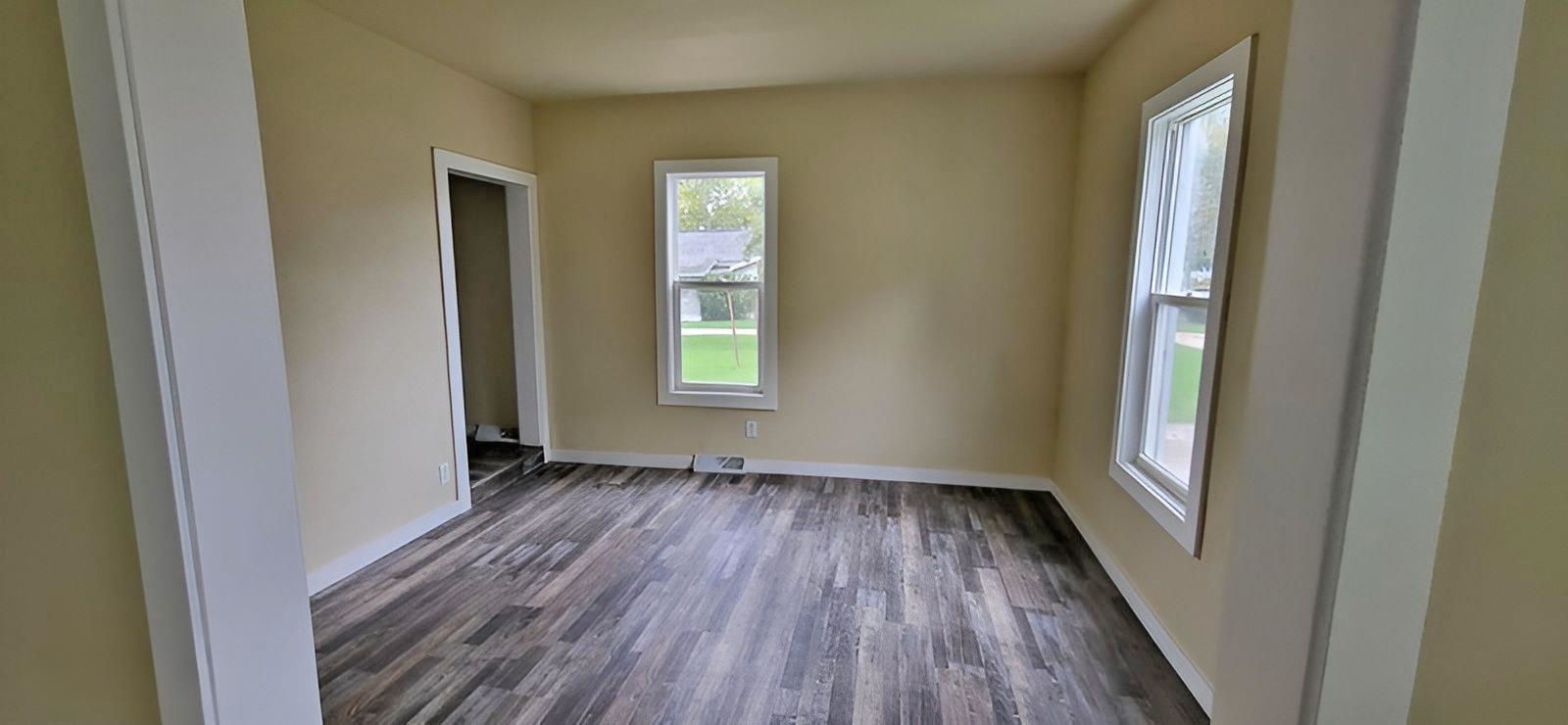 407 West Oak Street Sparta, WI 54656 - Photo 7 of 24